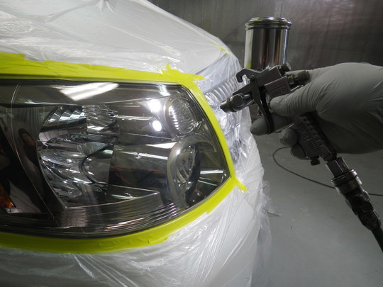 ヘッドライトコーティング 自動車鈑金塗装修理 ボディーコーティング 車両販売 車検 つくば市