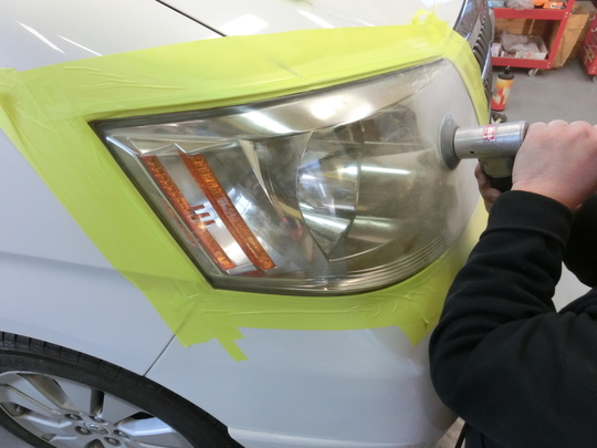 ヘッドライトコーティング 自動車鈑金塗装修理 ボディーコーティング 車両販売 車検 つくば市